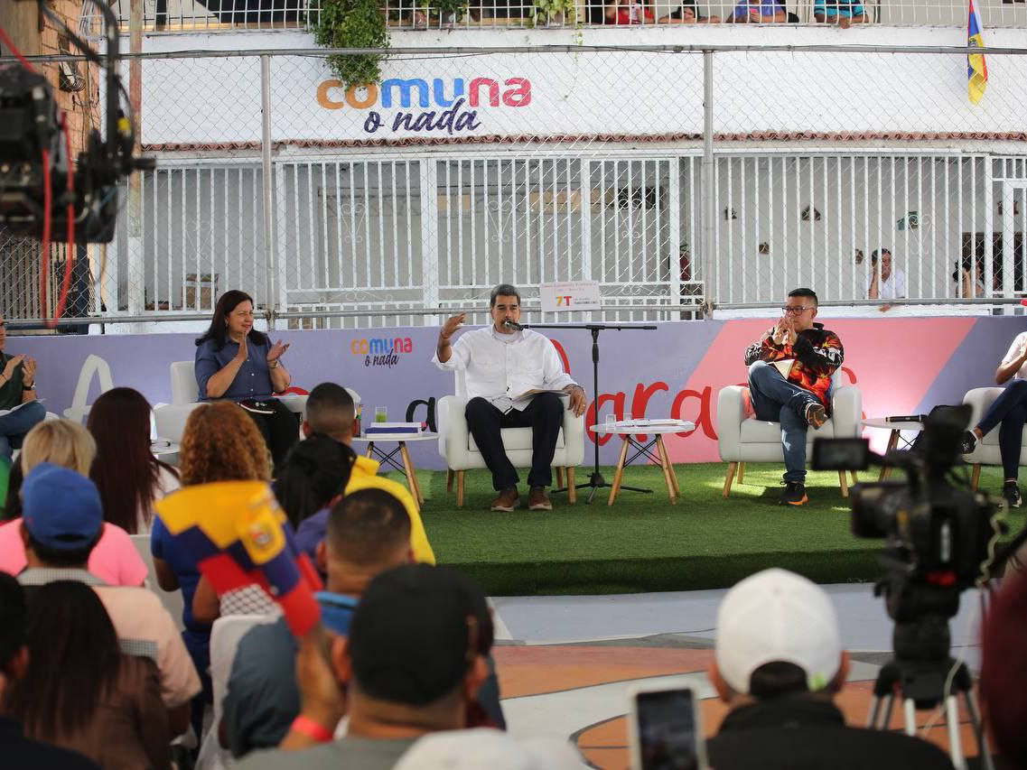 Instalado el 80 % el Sistema de Gobierno Comunal y Popular: Nicolás Maduro