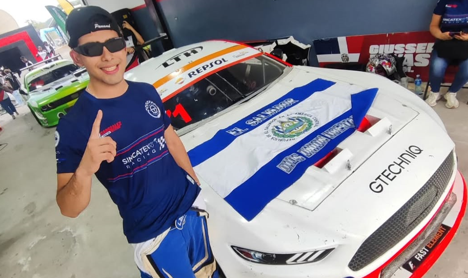 El Mustang de Biagio Parisi triunfa en Panamá con Eduardo Canizález