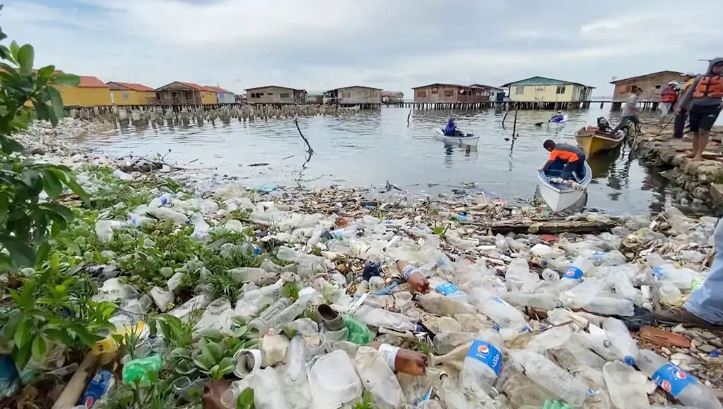 Recolectaron 336 toneladas de plástico: Conmemoran dos años del plan para la recuperación del Lago