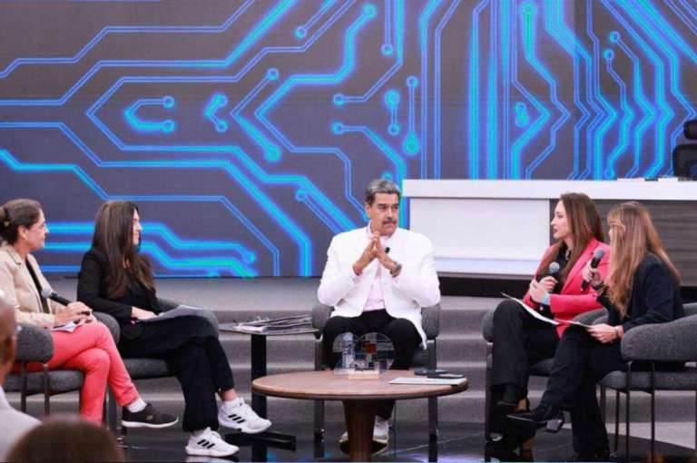 Presidente Maduro: Sector hidrocarburos creció 14.99% durante el primer semestre