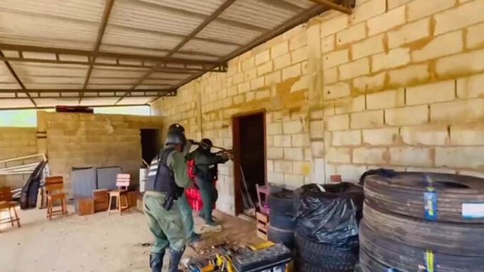 FANB desmanteló centro de comunicaciones del narcotráfico en Los Jobitos