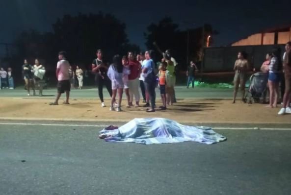 Mujer falleció arrollada en la vía al aeropuerto La Chinita