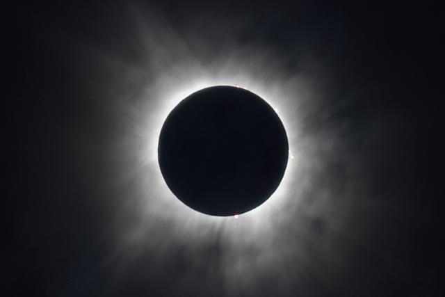 Noche de Luna Negra: Se iluminará hoy el cielo