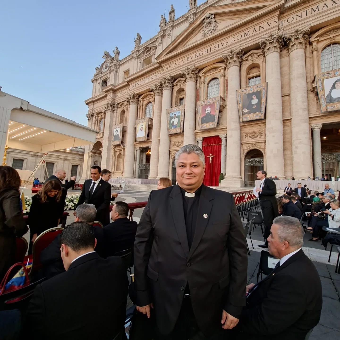 Dos sacerdotes zulianos presentes en la fiesta de la fe en El Vaticano