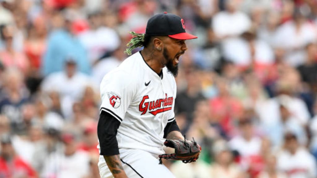 Emmanuel Clase reforzará el pitcheo de los Tiburones de La Guaira