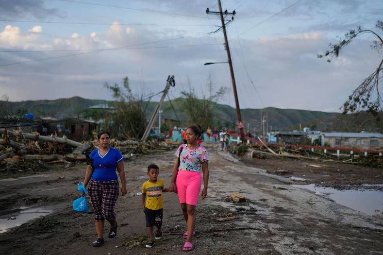Cuba trabaja para restablecer el sistema eléctrico tras paso del huracán