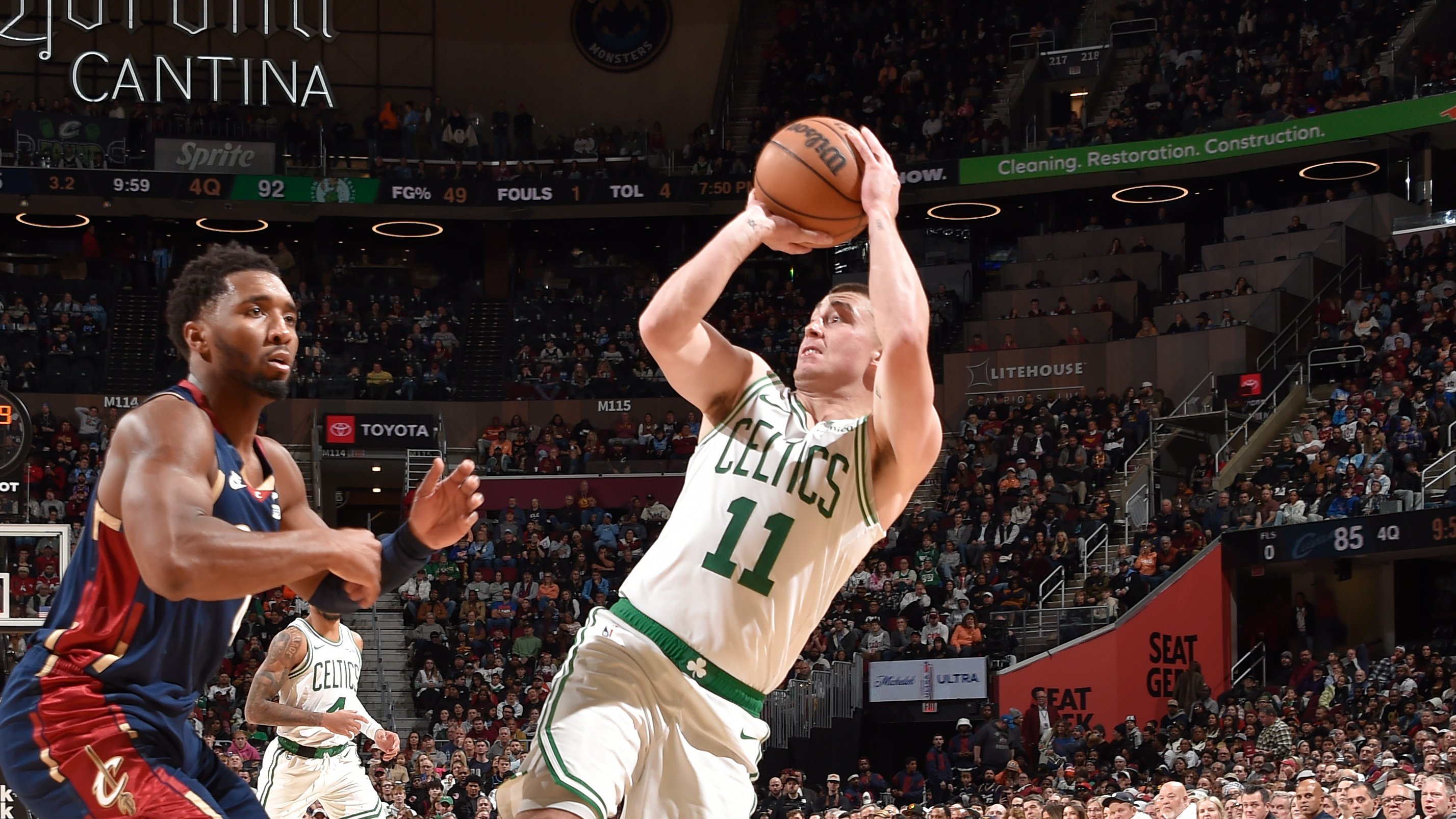 Celtics logra una emocionante victoria sobre Cavaliers con gran actuación de Pritchard