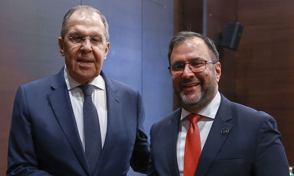 Cancilleres de Venezuela y Rusia vía telefónica repasan agresiones al derecho internacional en el Caribe