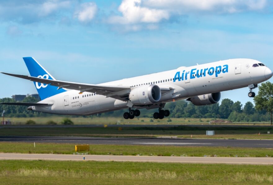 Aerolínea Air Europa amplió la suspensión de sus operaciones con Venezuela hasta el 31-Dic