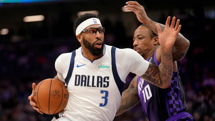Mavericks derrotan a los Kings y rompen su mala racha como visitantes