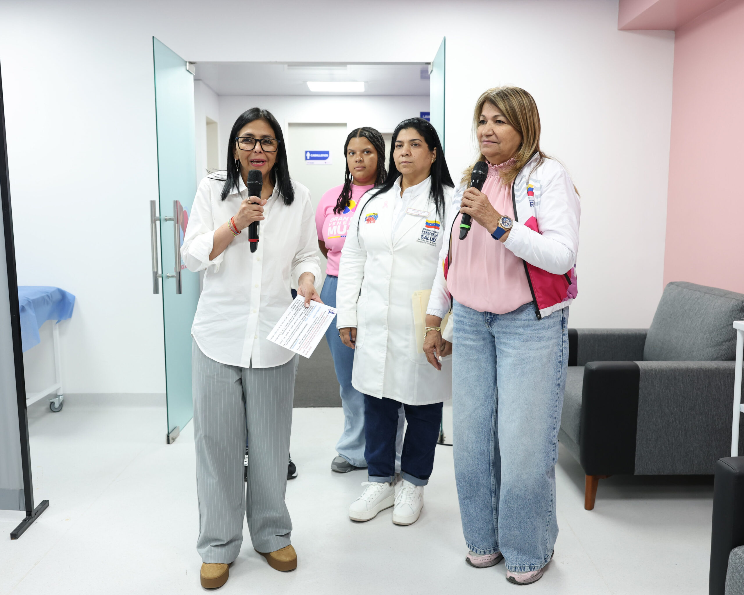 Presidenta (E) Delcy Rodríguez afirma que el proceso exploratorio para abrir embajadas con EEUU tiene como objetivo “denunciar la agresión” del 3-Ene