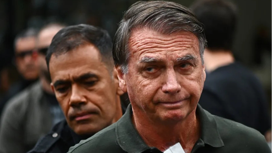 Jair Bolsonaro regresa a prisión tras hospitalización