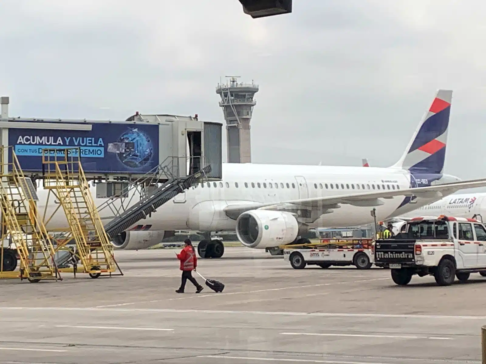 Aerolínea Latam reanudó sus vuelos entre Bogotá y Caracas este lunes 23-Feb