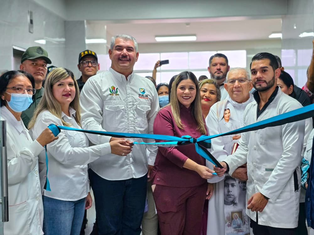 Gobernador Caldera moderniza el Hospital General del Sur con la entrega del 5to piso de hospitalización