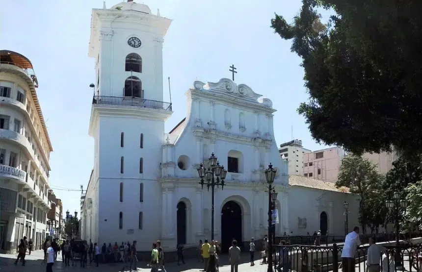 Dos nuevos obispos auxiliares de Caracas fueron nombrados por el papa León XIV