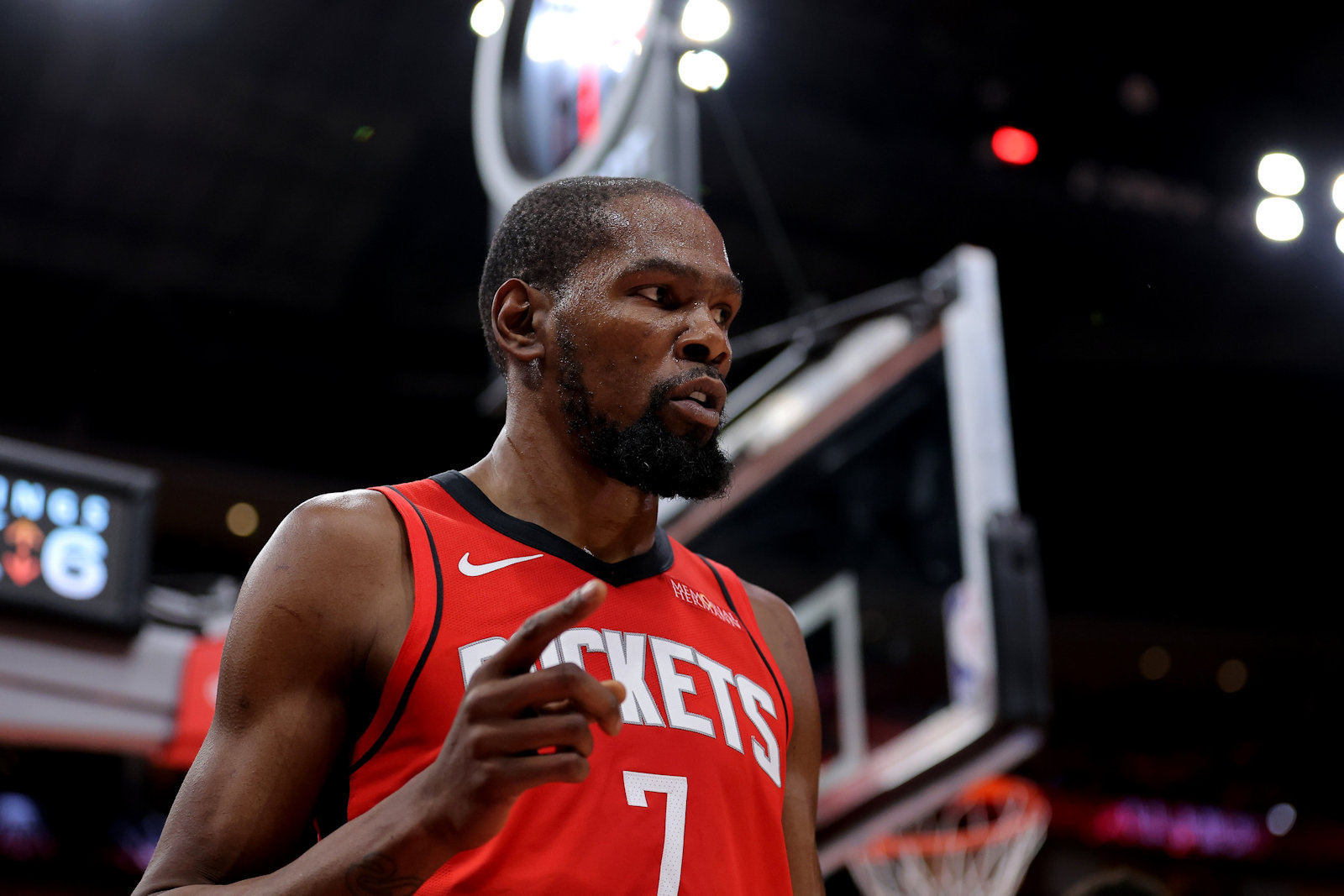 Kevin Durant quedó a un paso de superar récord de Michael Jordan