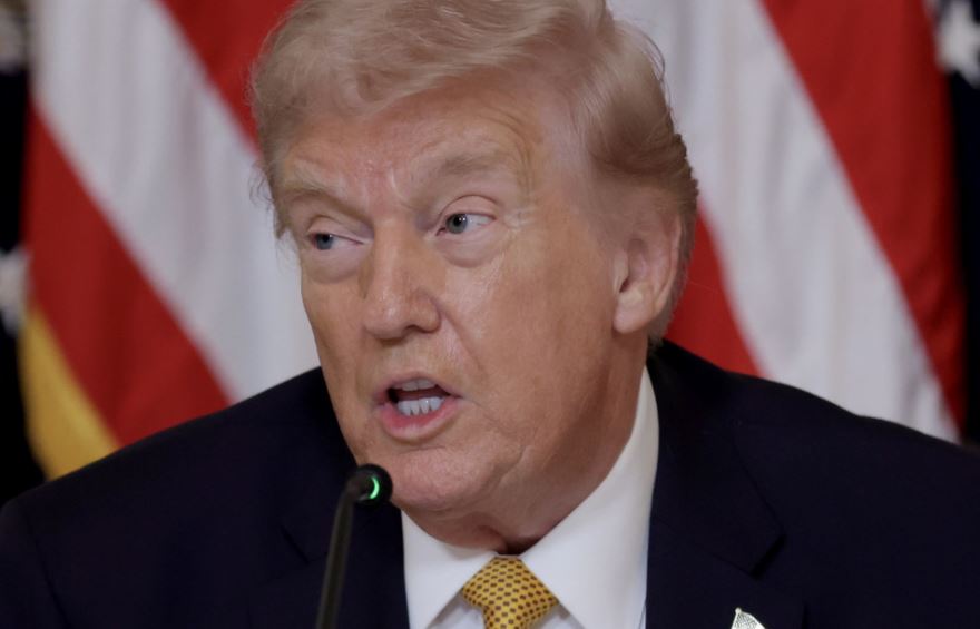 Trump asegura que millones de barriles de Venezuela llegan a EEUU y describió la relación actual como 