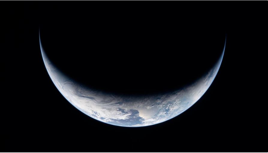La IMAGEN casi irreal de la Tierra captada por Artemis II