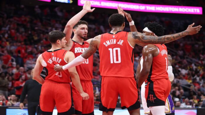 Rockets frenan barrida y fuerzan un quinto juego ante los Lakers