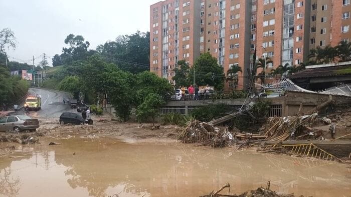 Fuertes lluvias en Medellín dejaron un niño fallecido y decenas de familias damnificadas