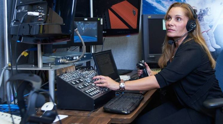 Evelyn Miralles: La ingeniera venezolana detrás del entrenamiento de la misión Artemis II