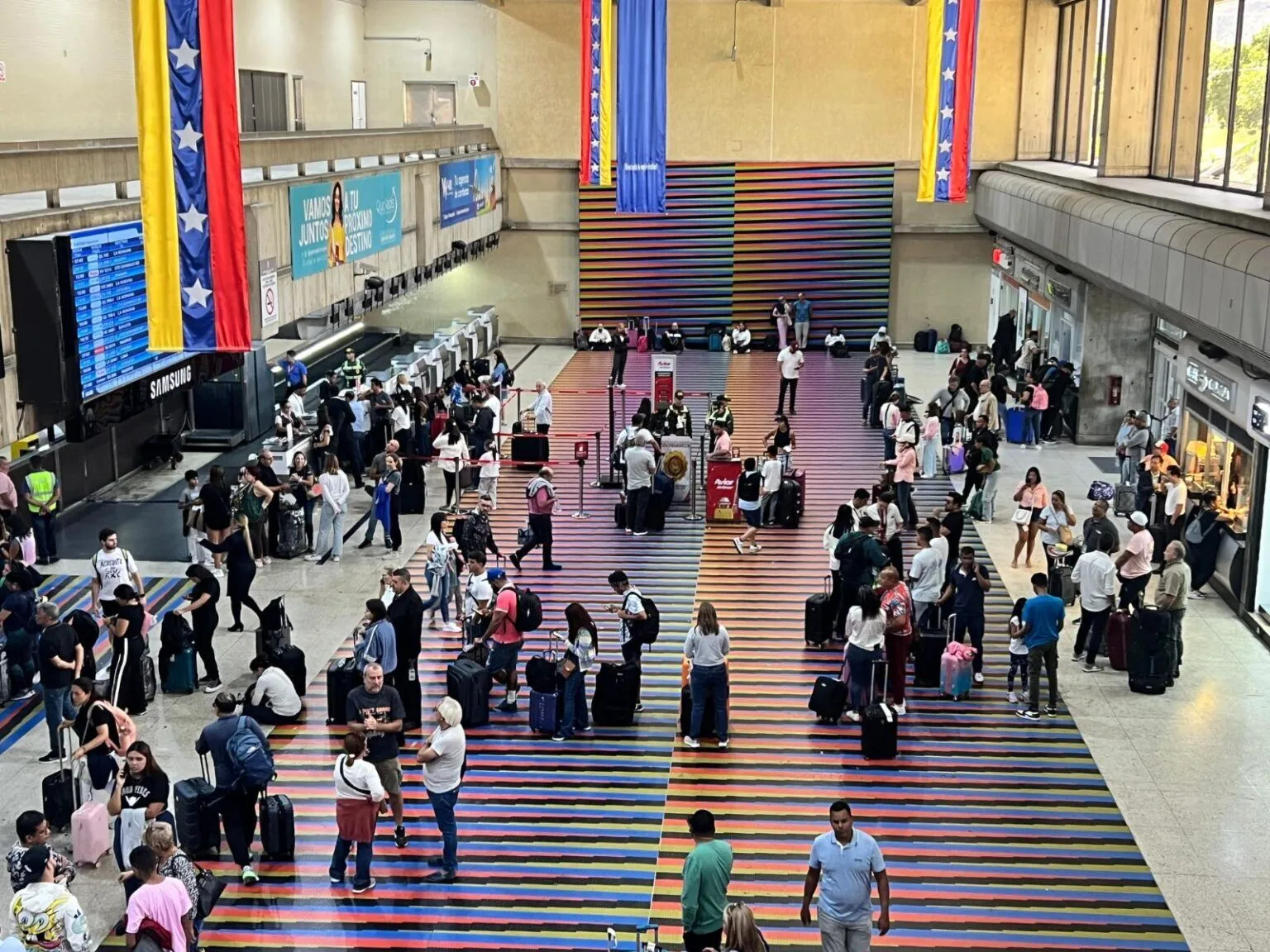 Reportan crecimiento del 33 % en vuelos internacionales desde Venezuela: Alav
