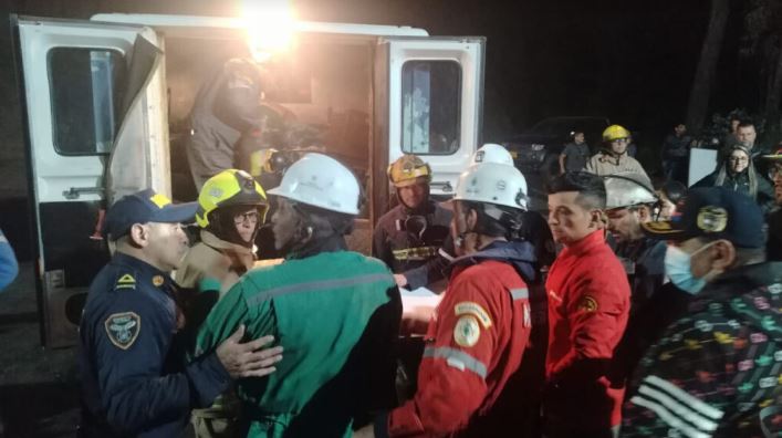 Cuatro mineros atrapados tras una explosión en una mina del centro de Colombia