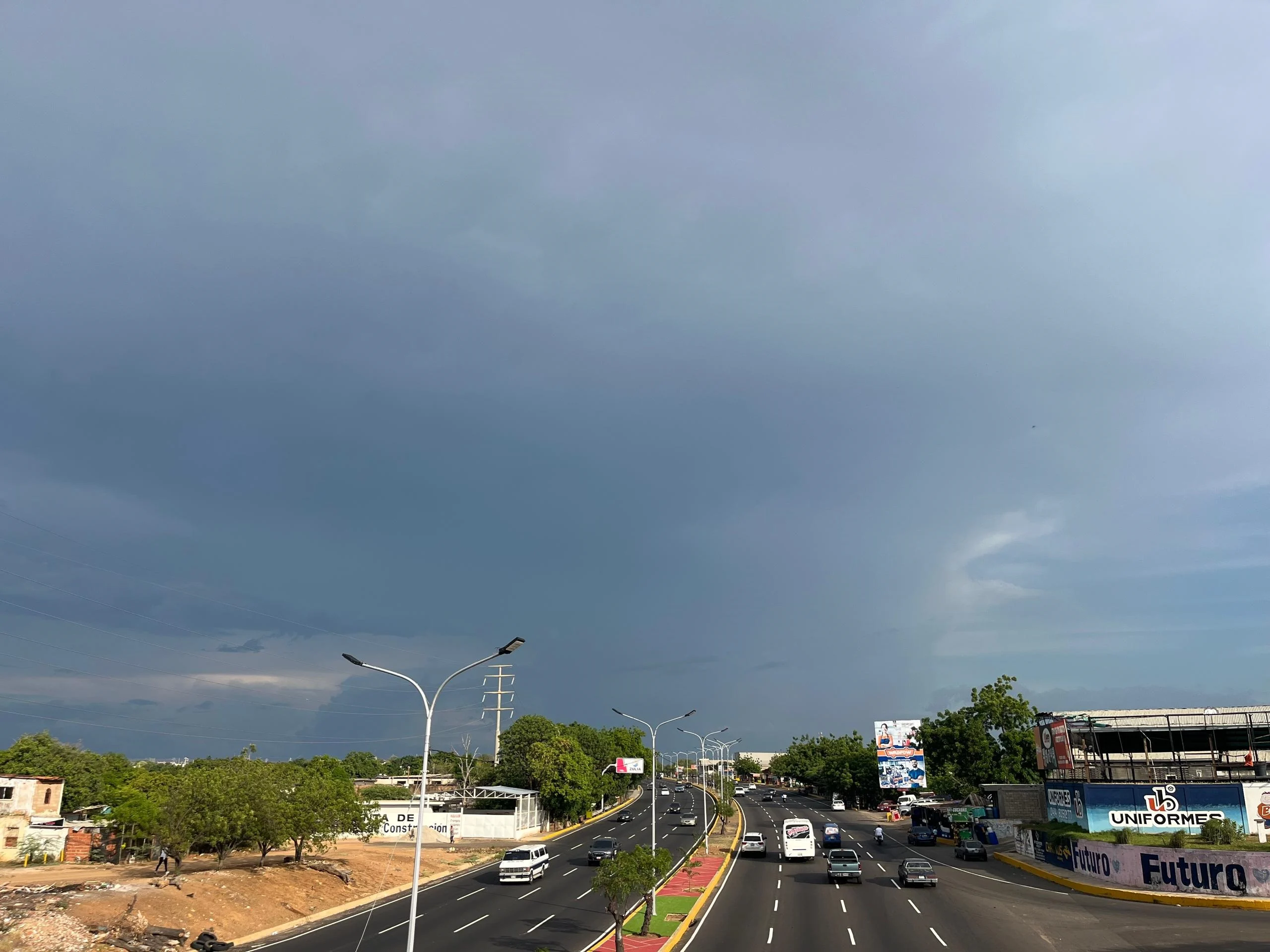 Se viene tremendo palo de agua