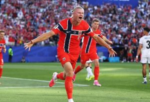 Haaland ruge en su debut mundialista y Noruega golea a Irak