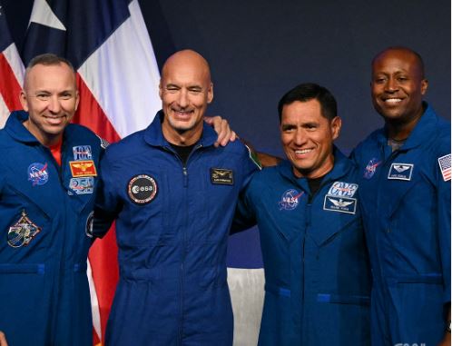 Astronuta de origen latino Frank Rubio, está entre los tripulantes de la misión Artemis III elegidos por la NASA