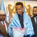 Árbitro somalí se pierde el Mundial por políticas migratorias de EE.UU y es recibido como héroe en su país